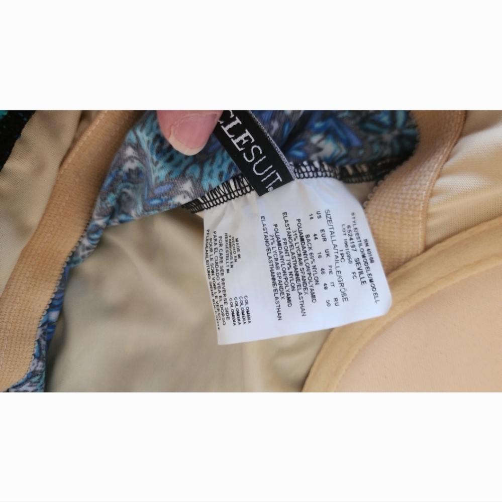 Women's Blue Patterned Swimsuit Miraclesuit Mosaica Seville 14 Nwot - Picture 6 of 7